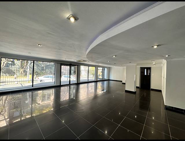 2,000M² OFFICE TO LET IN ROSEBANK